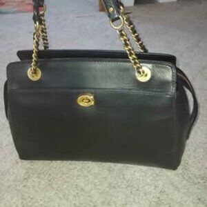 SOLD VTG COACH PARKER Carry All black refined calf leather turnlock shoulder bag